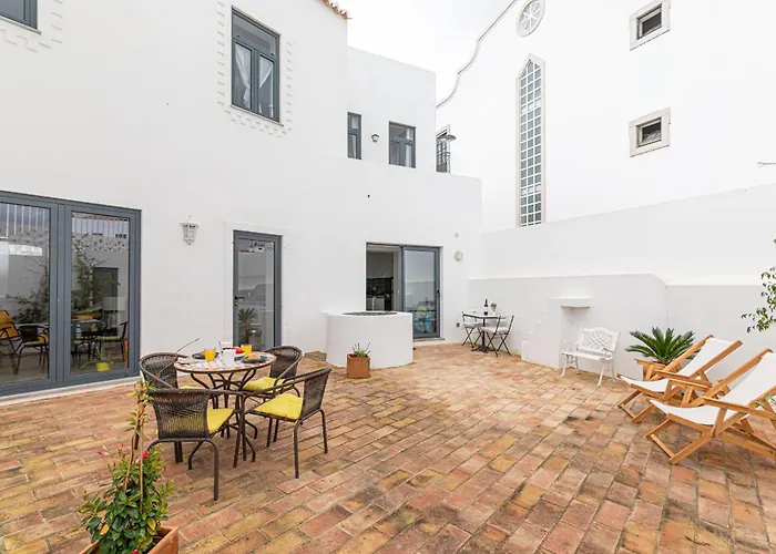 Casa Laurence-Cozy 1 Bed House W Outside Terrace