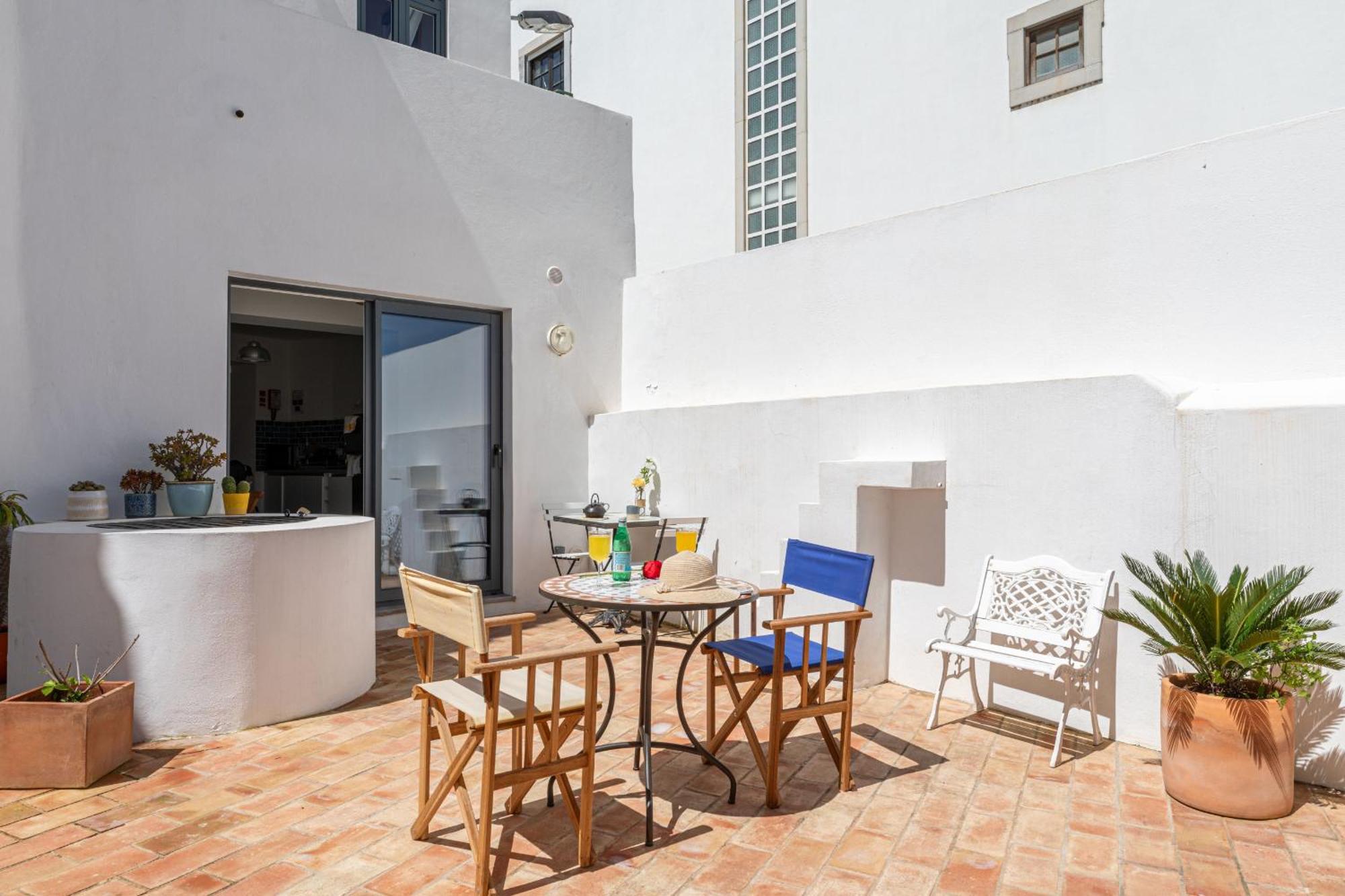Casa Laurence-cozy 1 Bed House W Outside Terrace Appartement